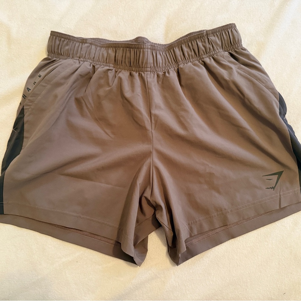 GymShark Sport 5” Shorts - Linen Brown/Dark Grey
